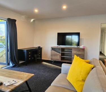 Palmerston North House | Evolve Pioneer - Modern Three Bedroom Two Bathroom Home