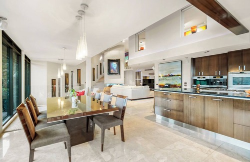 Ngaio Bay Villa | Exclusive Suite Booking