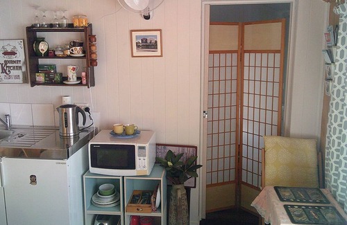 Half Moon Bay Cottage | Falstaff Half Moon Bay Bucklands Beach