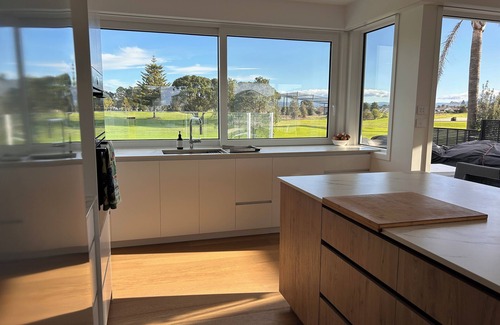 Mount Maunganui House | Family Paradise - 2 dwellings, Golf course views and beach across the road.