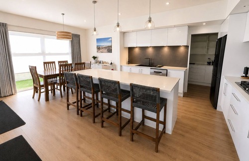 Papamoa Beach House | Family Paradise