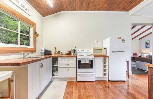 Saint Omer House | Fantail Cottage Kaiuma Bay - Havelock Holiday Home