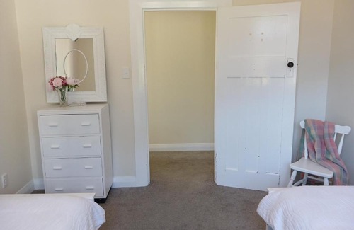 Franz Josef Glacier House | Farm stay at Hurley Homestead