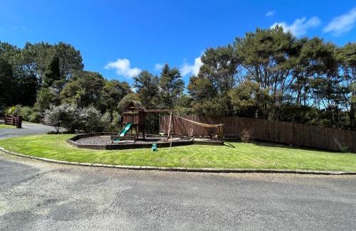 Auckland House | Fernhill Cottages