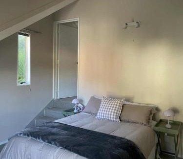 Sunshine Bay House | Fernhill Retreat