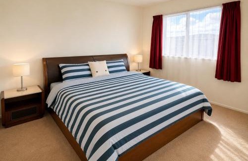 Ormiston House | Flat Bush Luxury Home