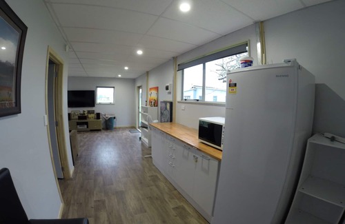 Atiamuri House | Full holiday home to yourself, up to 21 guests