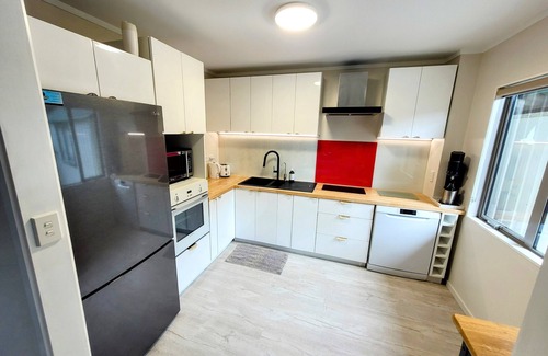 Paihia Apartment | Garden Bliss & Bird Sanctuary in Paihia Estuary