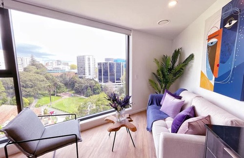 Newton Apartment | Graceful Parkside Scenery 1 Bed & 1 Study VS AC Pool & Gym