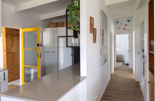 Whangamata House | Graham St Beach Retreat - Whangamata