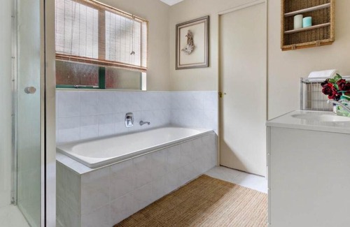 Auckland House | Green House