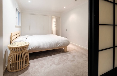 Greenlane House | Greenlane entire big house up to 11 guests
