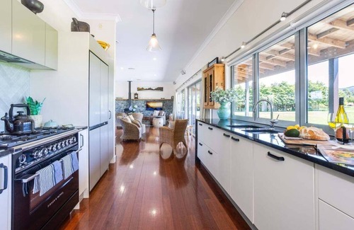 Greytown House | Greystoke Lodge - Dalefield