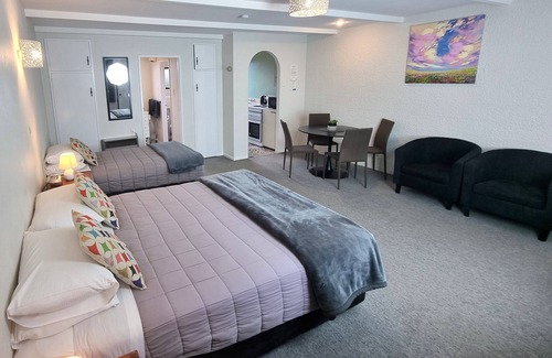 Invercargill Hotel | Hacienda Motel
