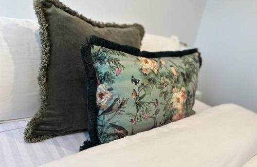 Riccarton Apartment | Hagley Park Retreat