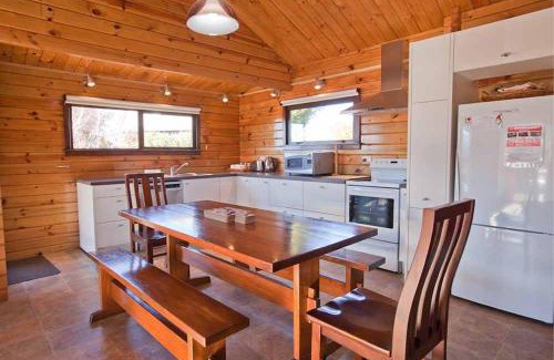 Tekapo House | Hall's Cabin - Lake Tekapo