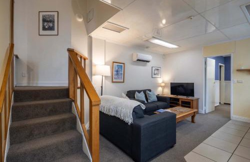 Dunedin City Centre Apartment | Handy Inner City Apartment