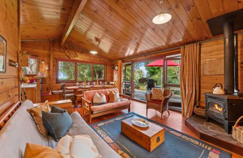 Hatepe House | Hatepe Lake Taupo Retreat