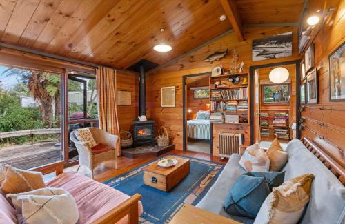 Hatepe House | Hatepe Lake Taupo Retreat