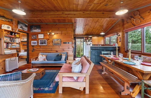 Hatepe House | Hatepe Lake Taupo Retreat