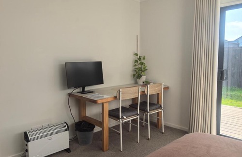 Waikato House | Hideaway in Green Hill Park
