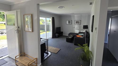 Rotorua House | Hillcrest Hideaway