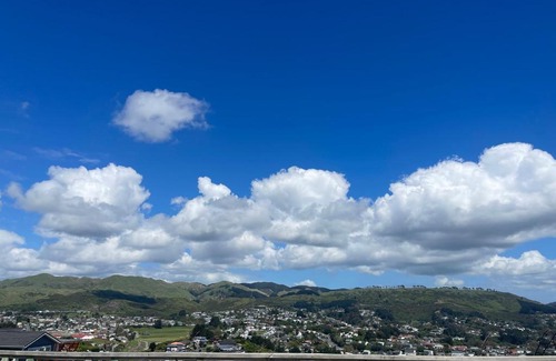 Aotea House | Hilltop Ocean Hideaway - Aotea Wellington