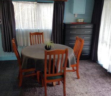 Karkari Peninsula Bed & Breakfast | Hiwi the Kiwi's Beach Bach