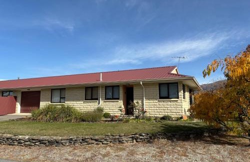 Lowburn House | Home Away From Home