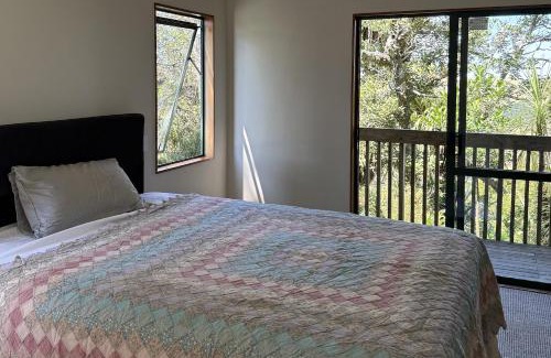 Puhoi House | Homestay River Retreat Waiwera