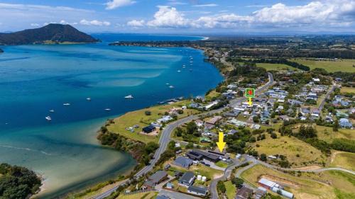 Pukenui House | Hook'em Heights