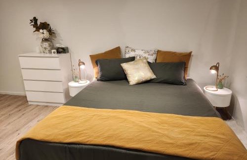 Wharekaho House | Hosts on the Coast Katz Korner