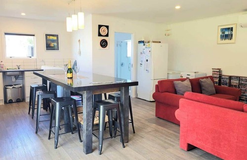 Cooks Beach House | Hosts on the Coast - Nest By The Sea