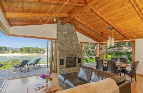 Whitianga House | Hosts on the Coast Te Whare Rakau