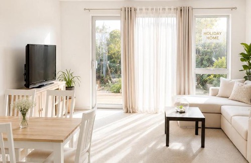 Ranui House | Isabella townhouse