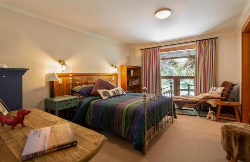 Arrowtown House | Karavanserai | Luxury Estate, Outdoor Fireplace