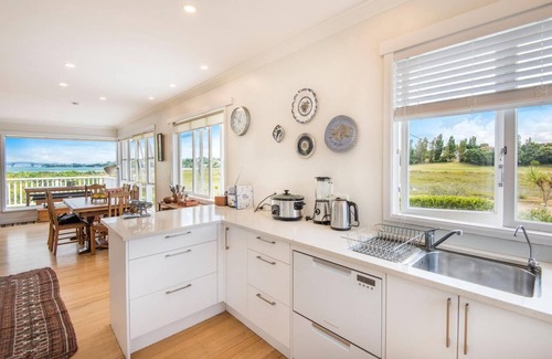 Devonport House | Kawerau Coastal Retreat by Bespoke Stays