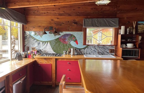 Kakahi Cottage | Kereru Lodge Kakahi, private and peaceful getaway
