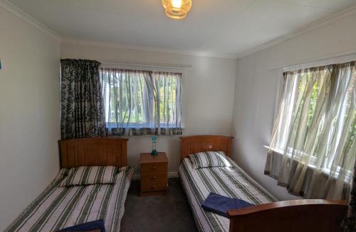 Johnsonville Hotel | KnT BnB