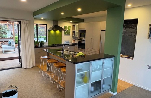 Bethlehem House | La Colina Vista - 3 bedroom house for a relaxing stay.