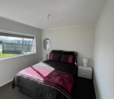 Mangakino House | Lake Maraetai Escape