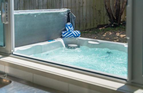 Wharewaka House | Lake Taupo Gem