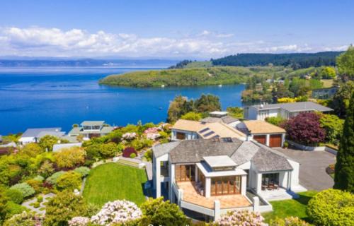 Taupo Villa | Lake Vista Lodge