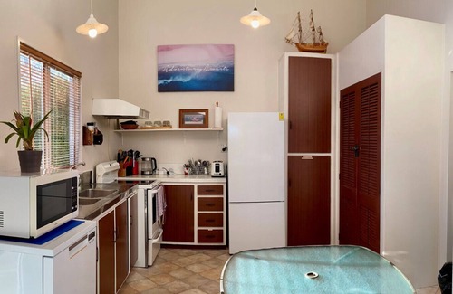 Two Mile Bay House | Large Family Home - 2 Mile Bay