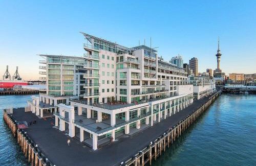 Auckland Central Business District Apartment | Life on Water- Princes Wharf apartment with fabulous views
