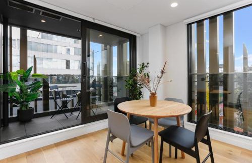 Newton Apartment | Lighthouse Apartments by Urban Rest