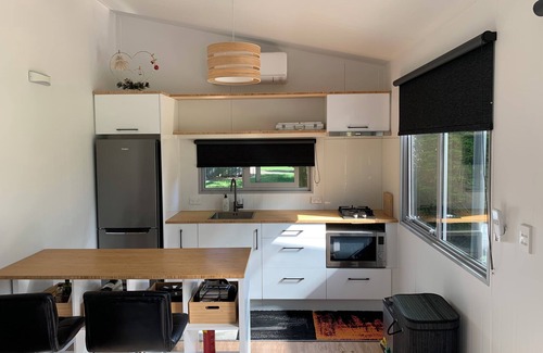 Clarkville Cottage | "Little Walnut" A charming rural tiny home only 15 minutes from Chch airport.