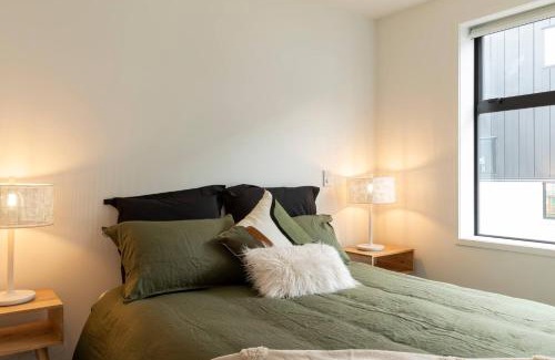 Christchurch City Centre House | Luxury 2BR CBD Apartment Walk to Convention Centre