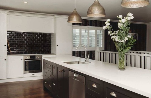 New Plymouth House | Luxury Coastal Home in New Plymouth