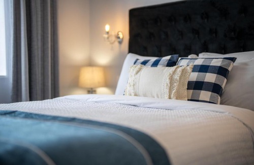 Te Anau Apartment | Luxury Escape Near Lake Te Anau and Milford Sound